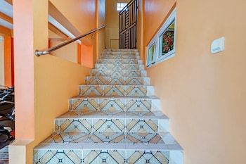 oyo 90768 endrayanti inn syariah