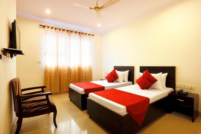 airport hotel chanakya