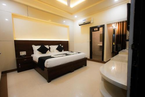 hotel east gate