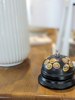 Hotel Restaurant Du Chasseur,70 Rte De Lyon,2 star