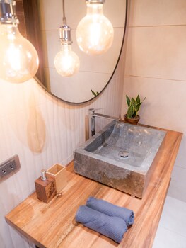 arjau santa teresa boutique hotel