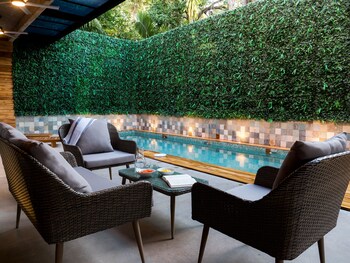 arjau santa teresa boutique hotel