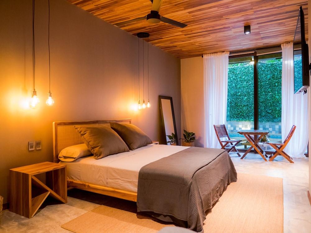 arjau santa teresa boutique hotel