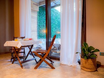 arjau santa teresa boutique hotel