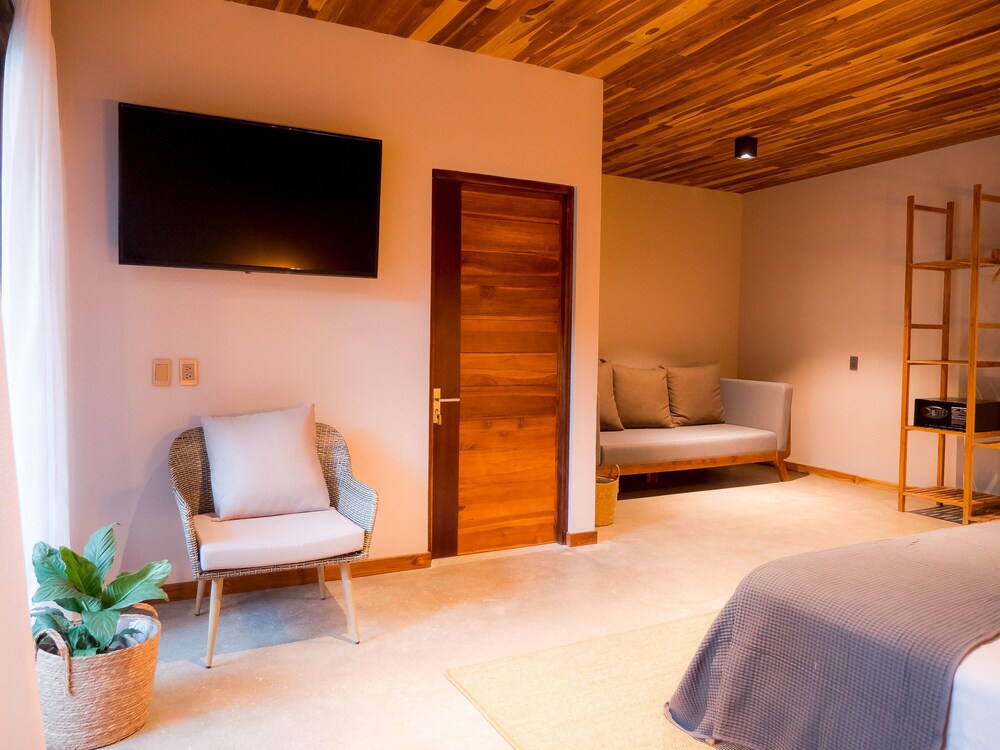 arjau santa teresa boutique hotel