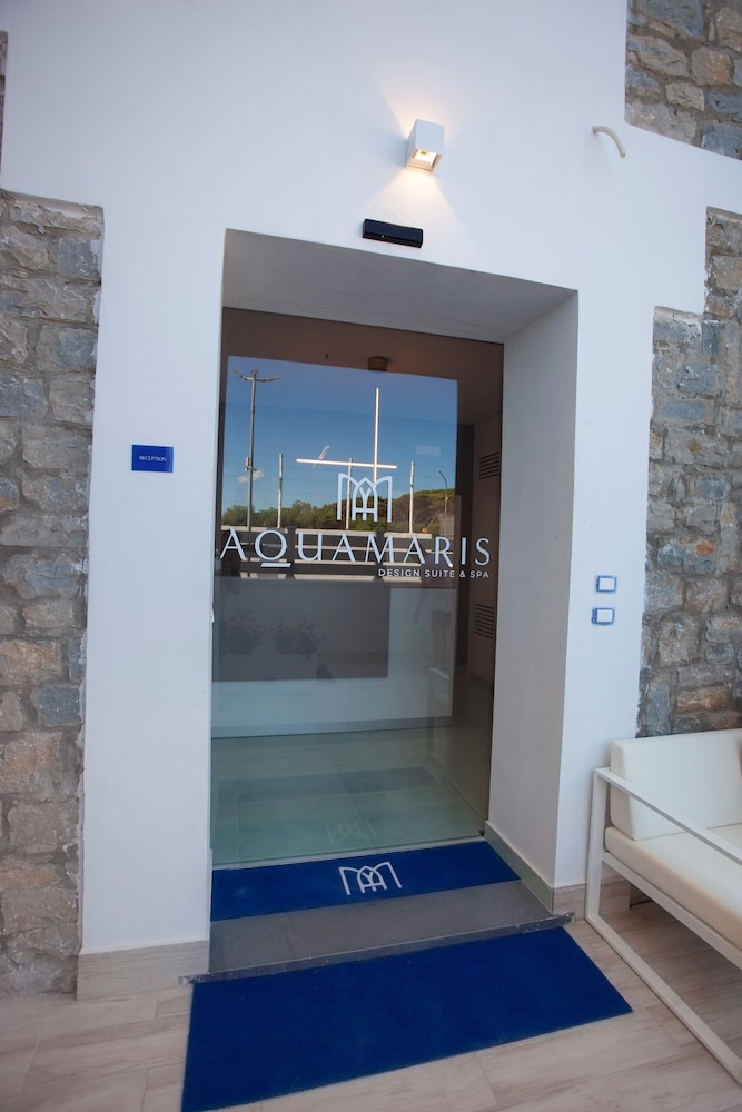 aquamaris design suite and spa
