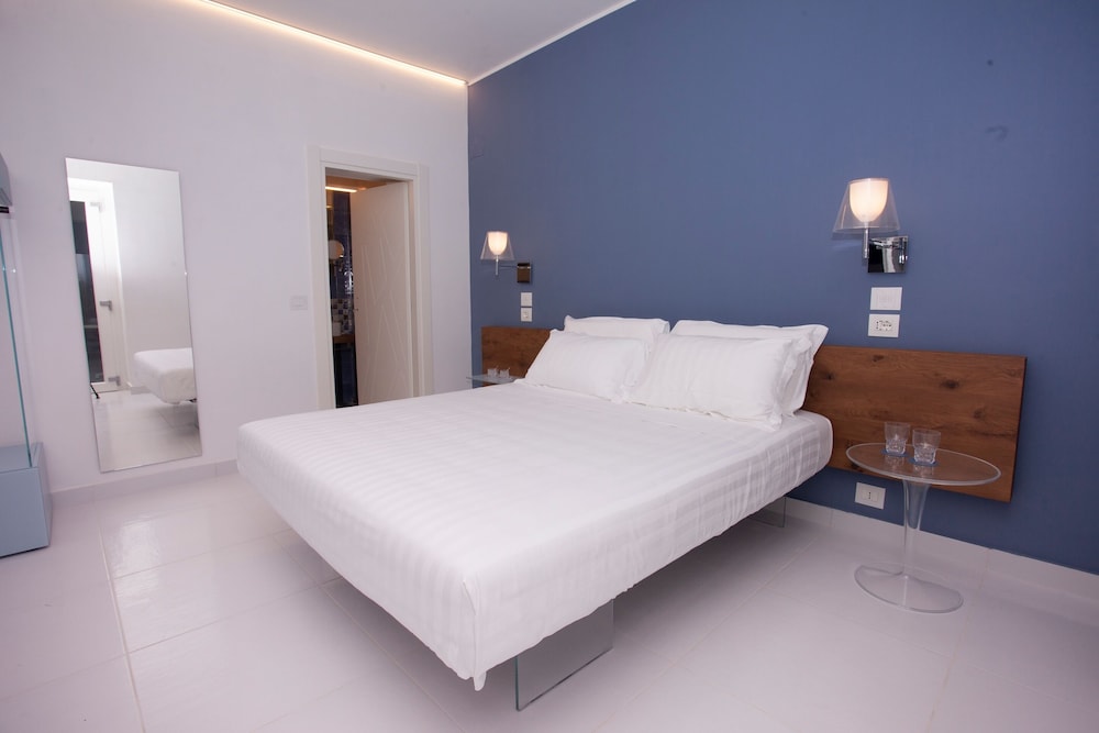 aquamaris design suite and spa