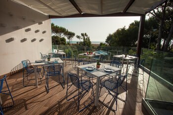 aquamaris design suite and spa