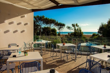 aquamaris design suite and spa