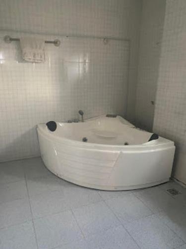 gyeuti citi hotel and suites