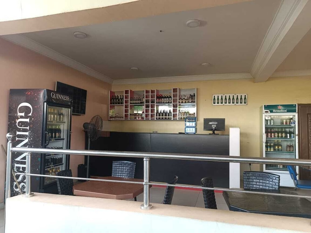 eleventh house hotel and suites