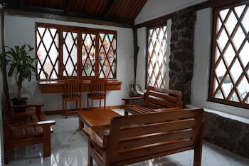 hotel ayre by baltra