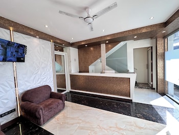 Hotel Airport Crown- Near Saki Naka,,2 star