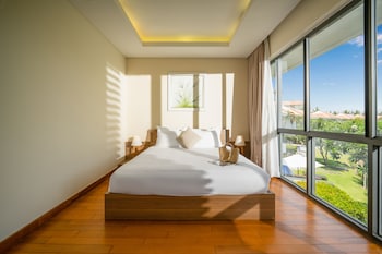 danang ocean beach villa