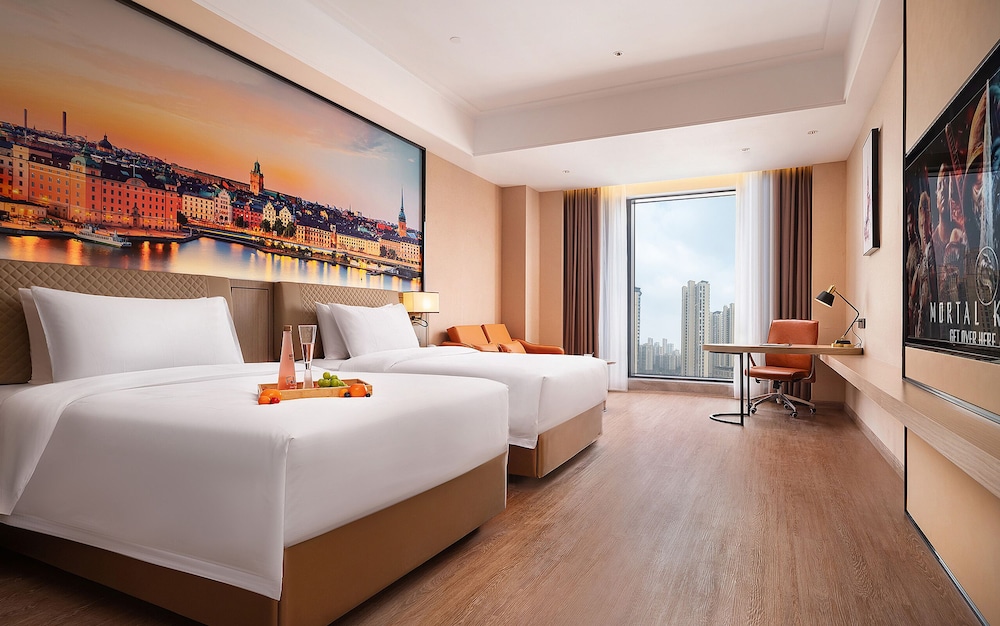 venus international hotel