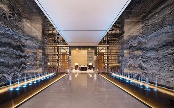 venus international hotel