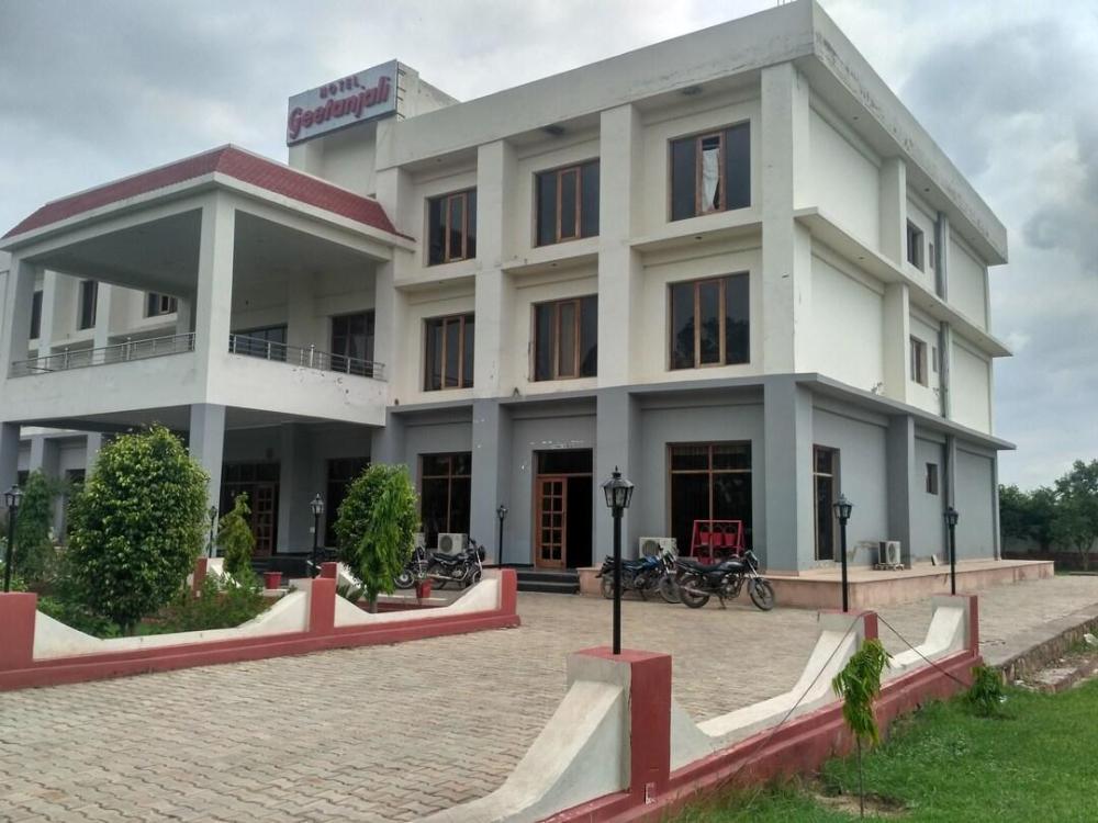 geetanjali hotel and motel