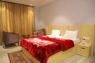 geetanjali hotel and motel
