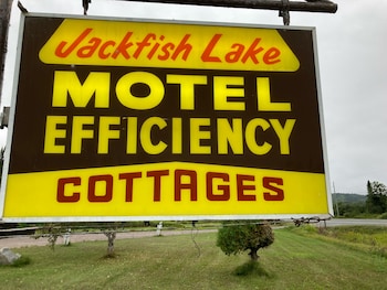 jackfish lake cottages motel