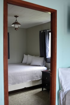 jackfish lake cottages motel