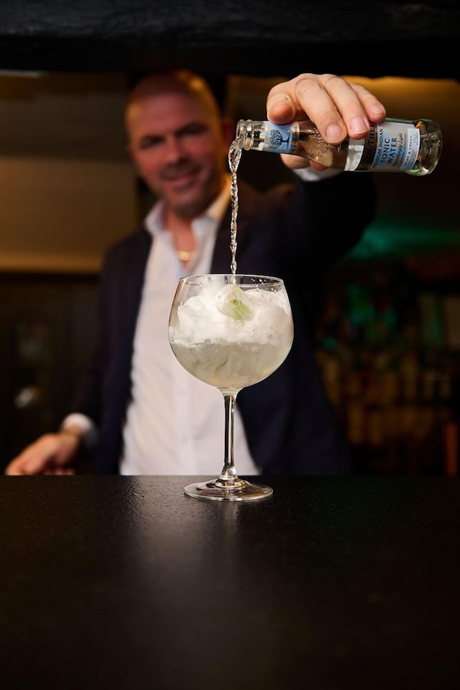 funky monk restaurant and rooms