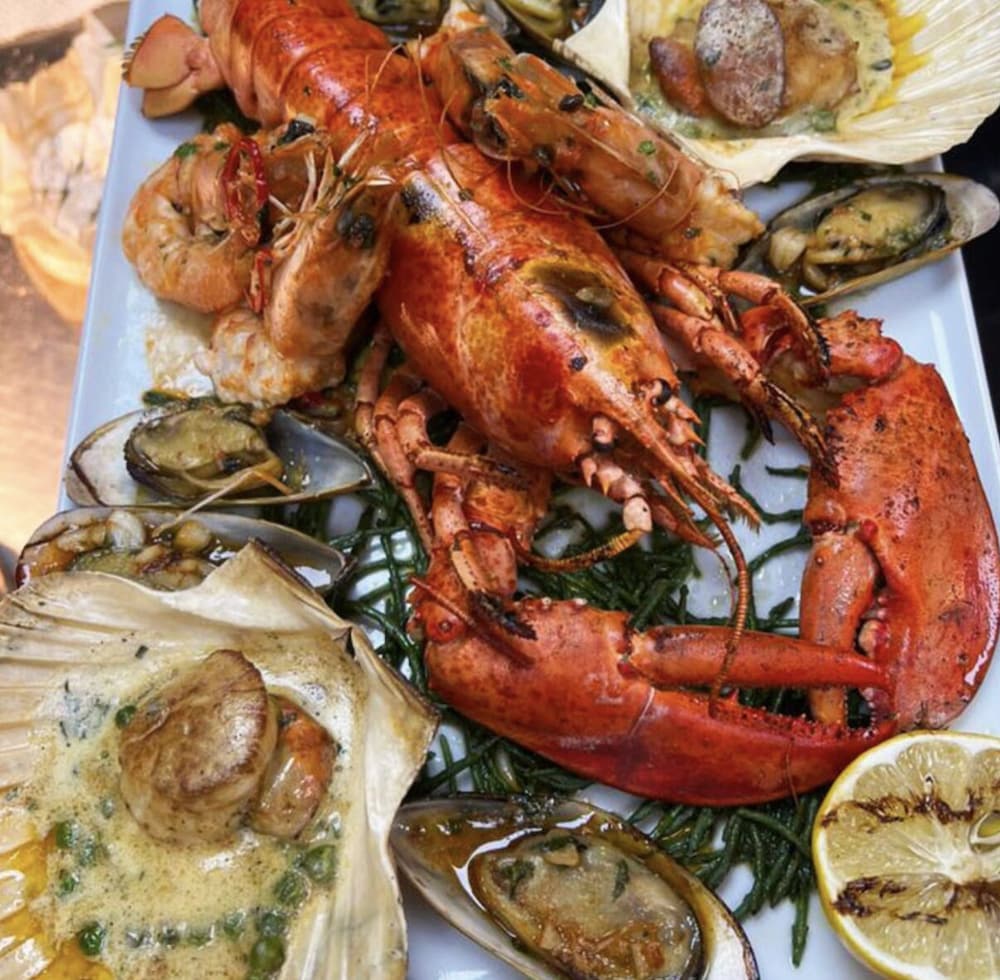 funky monk restaurant and rooms