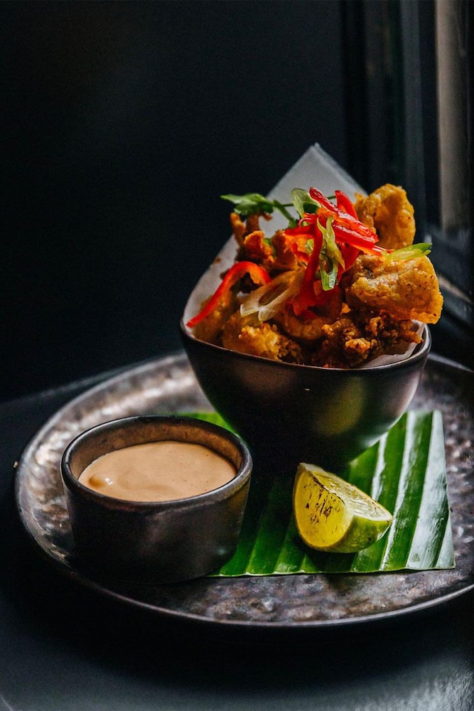 funky monk restaurant and rooms