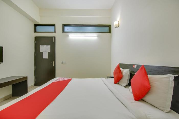 flagship hotel dream view near omaxe celebration mall