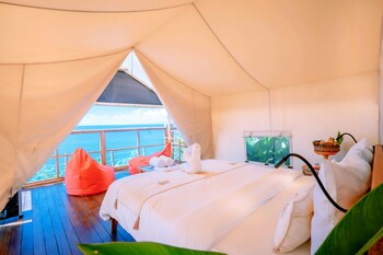 bali cliff glamping