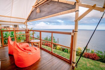 bali cliff glamping