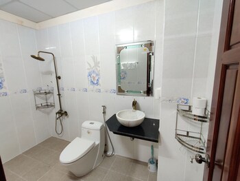 winter spring homestay center