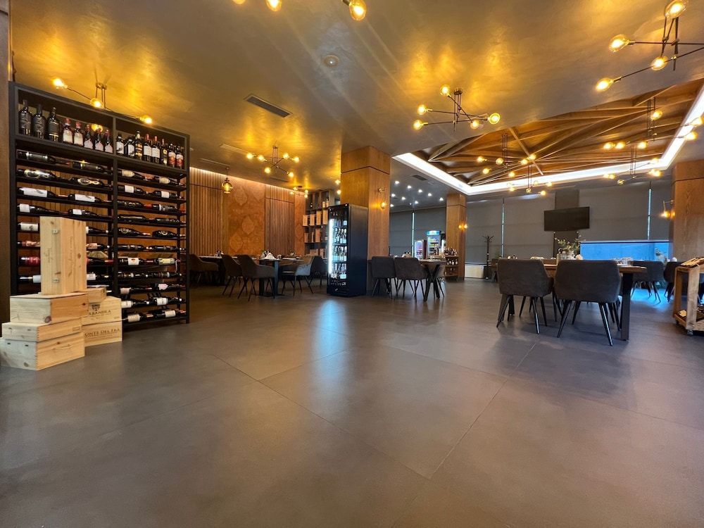hotel monopol