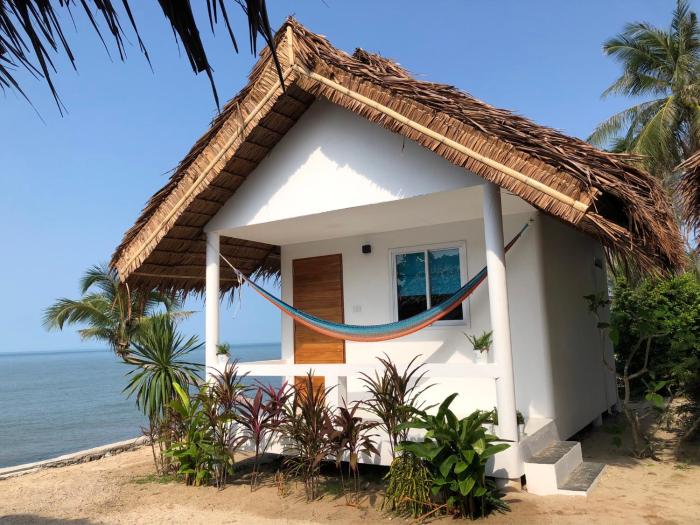 sand terrace beach bungalows