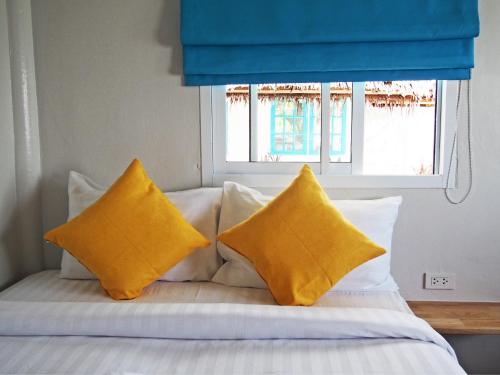 sand terrace beach bungalows