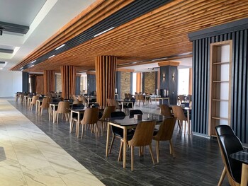 vzmorie resort hotel