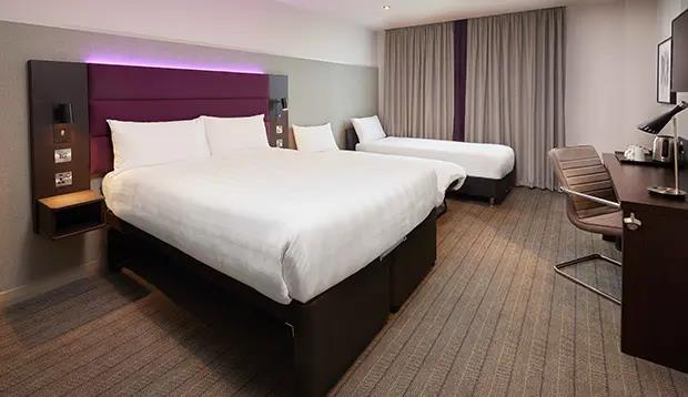 premier inn bristol parkway m32
