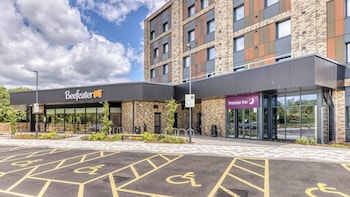 premier inn bristol parkway m32