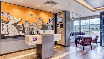 premier inn bristol parkway m32