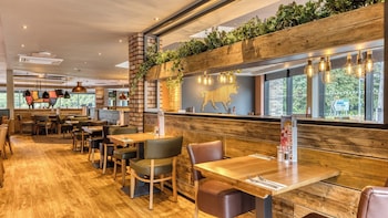 premier inn bristol parkway m32