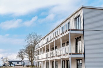 marina martinshafen lotsenhaus