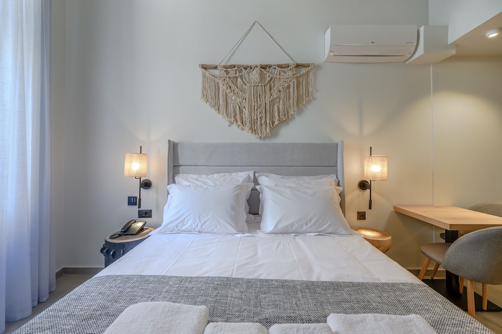 marea boutique suites