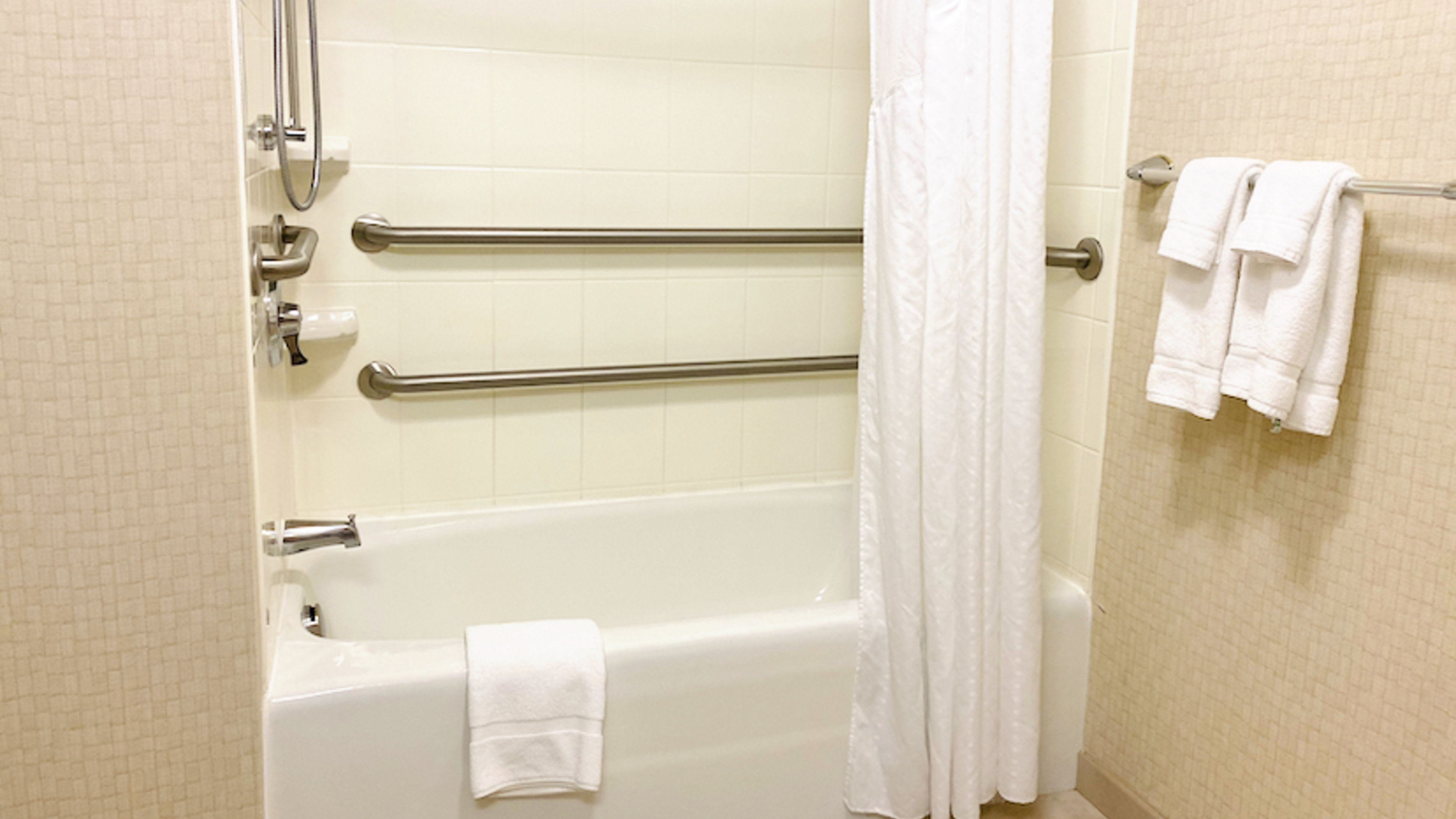 holiday inn and suites bakersfield by ihg