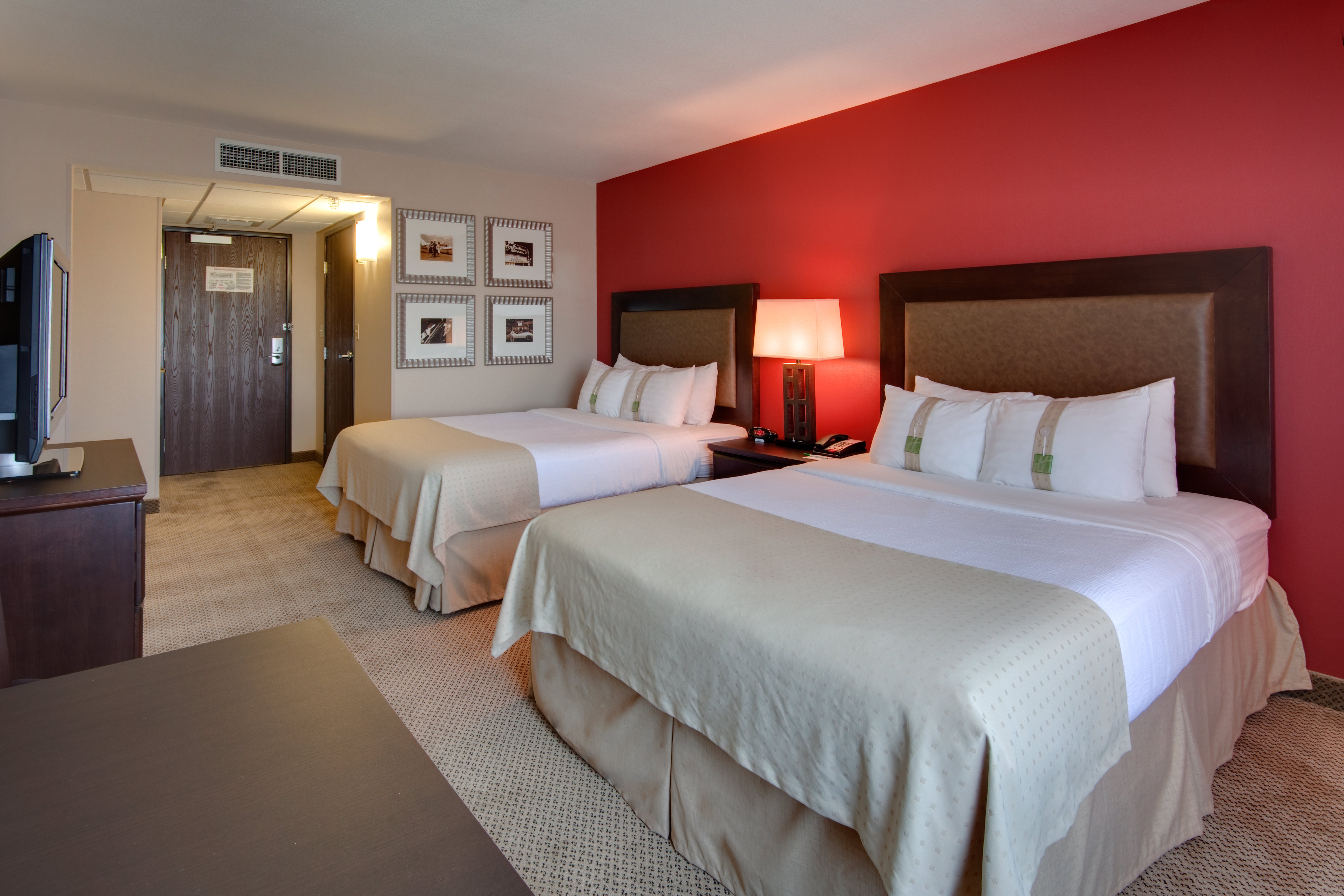 holiday inn and suites bakersfield by ihg