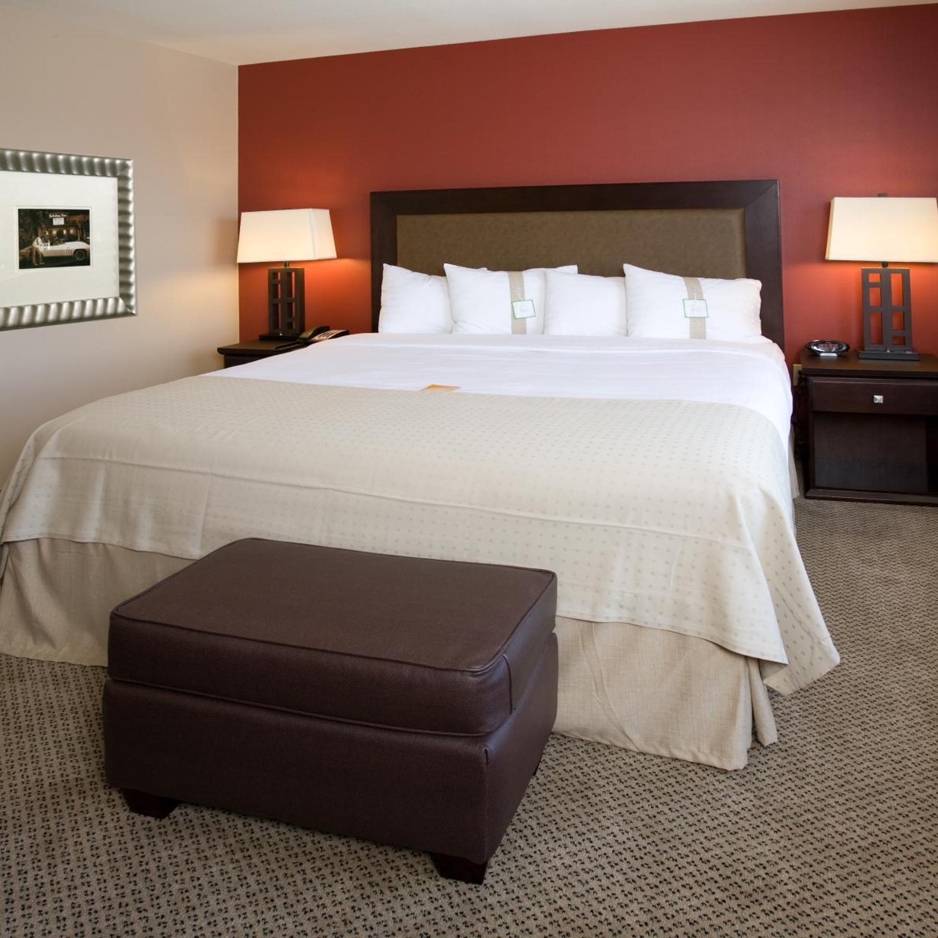 holiday inn and suites bakersfield by ihg