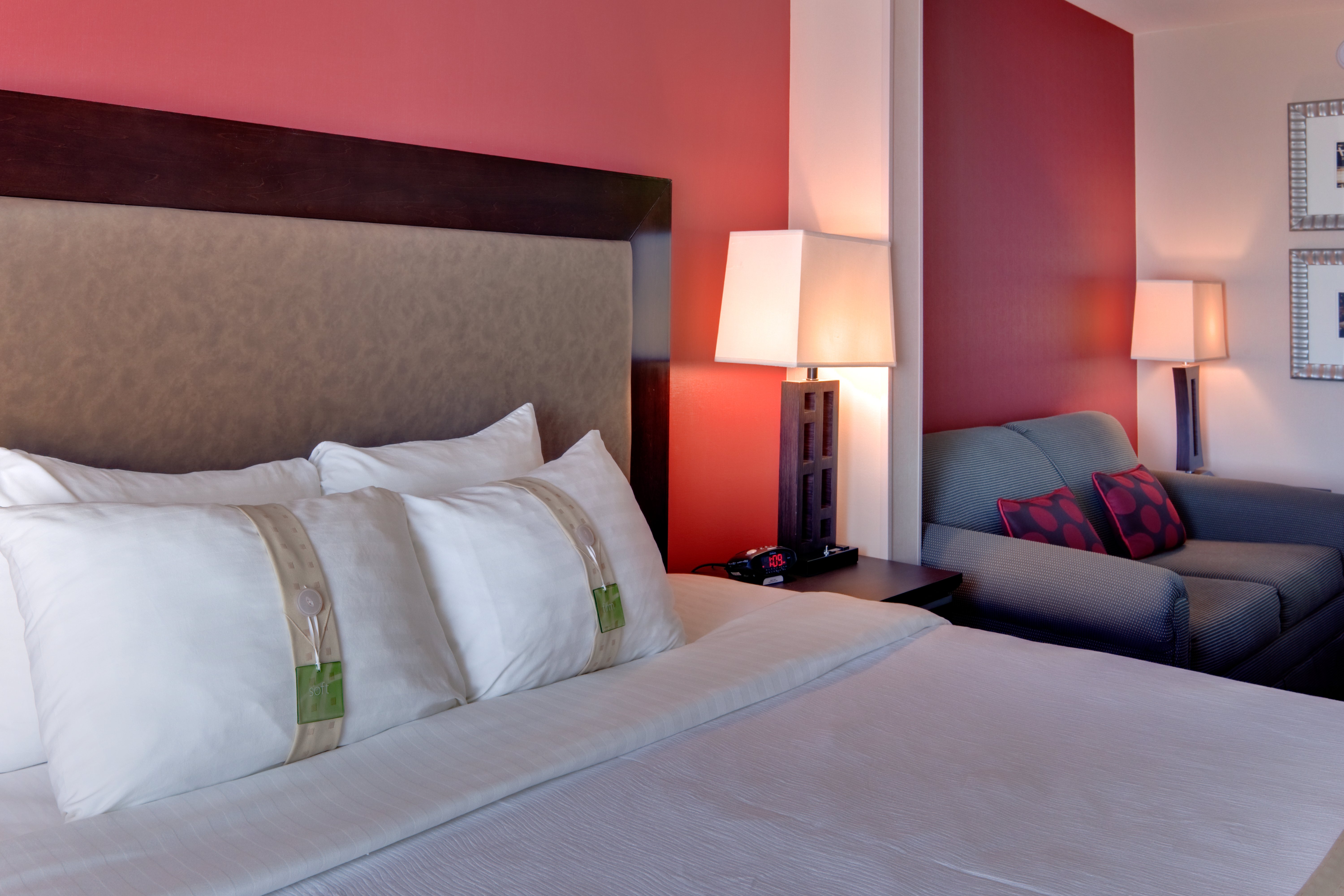 holiday inn and suites bakersfield by ihg