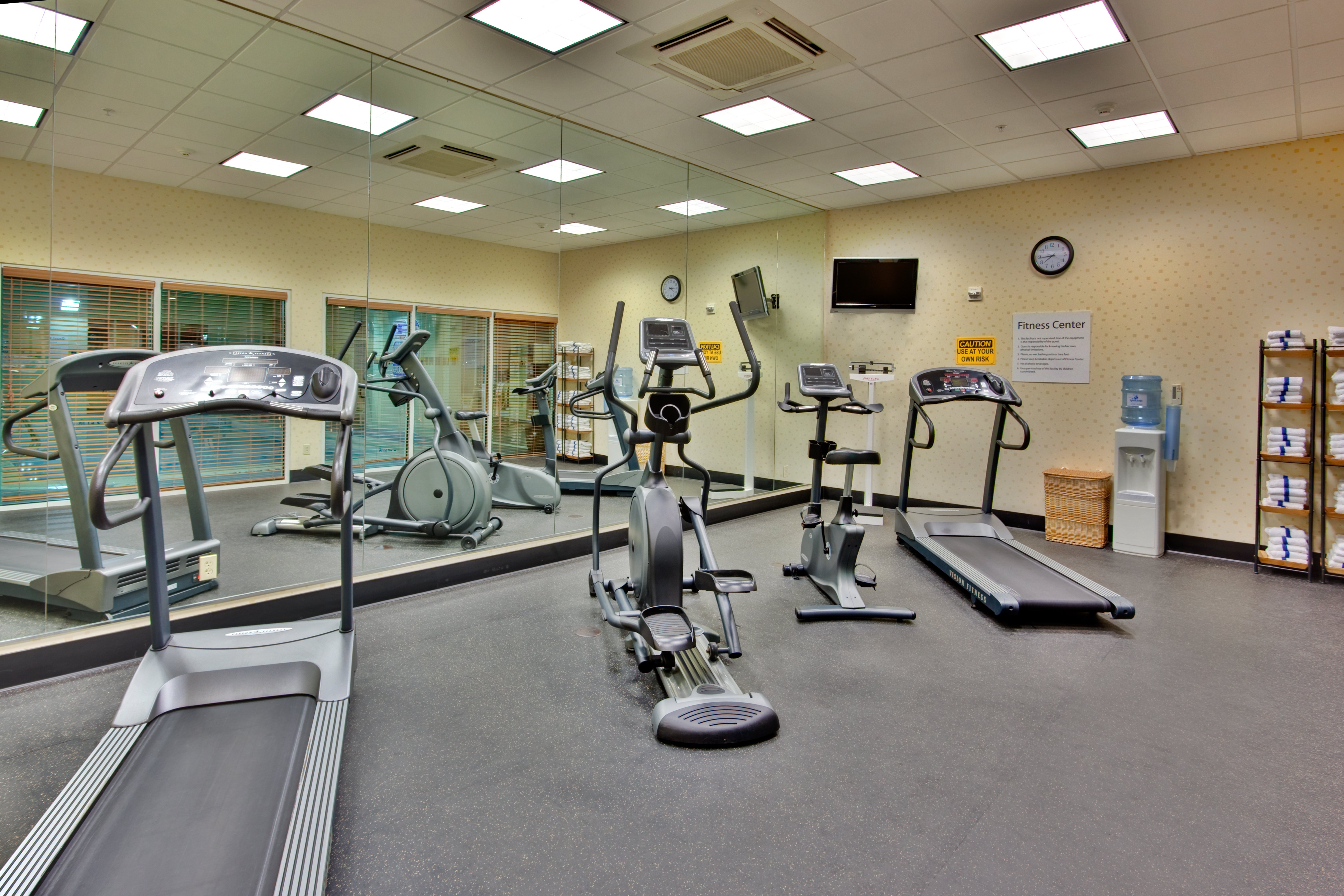 holiday inn and suites bakersfield by ihg