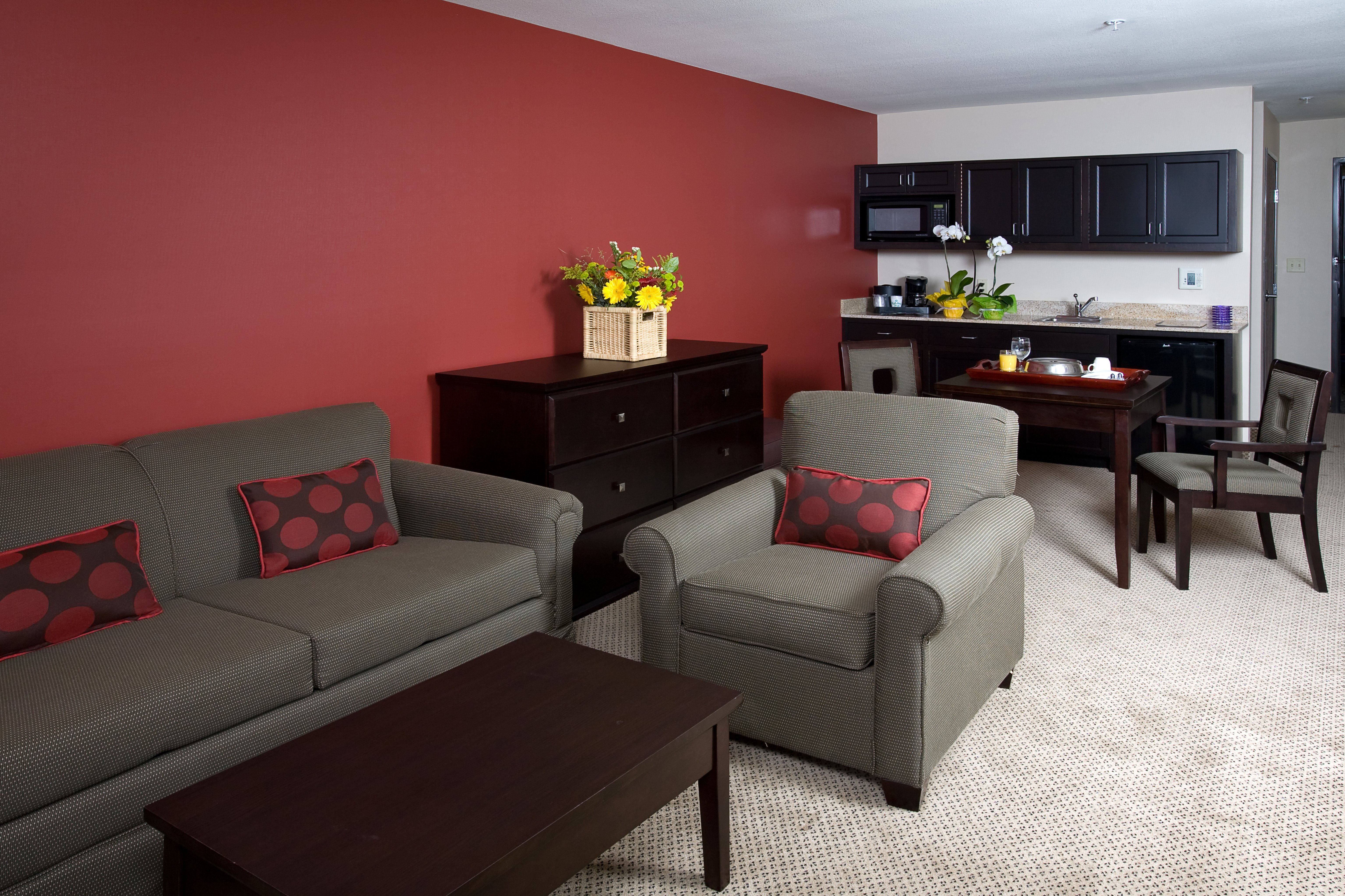 holiday inn and suites bakersfield by ihg
