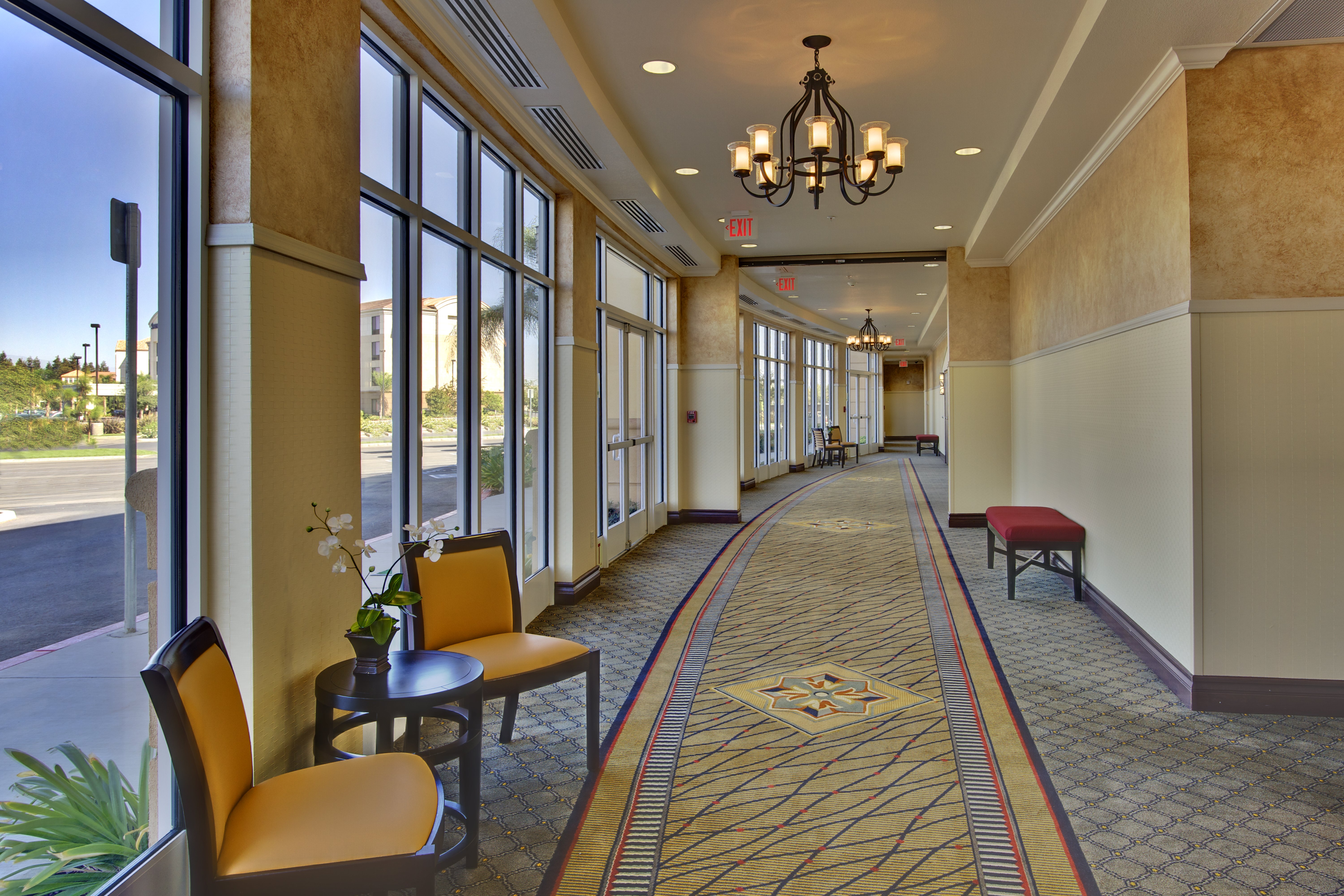 holiday inn and suites bakersfield by ihg