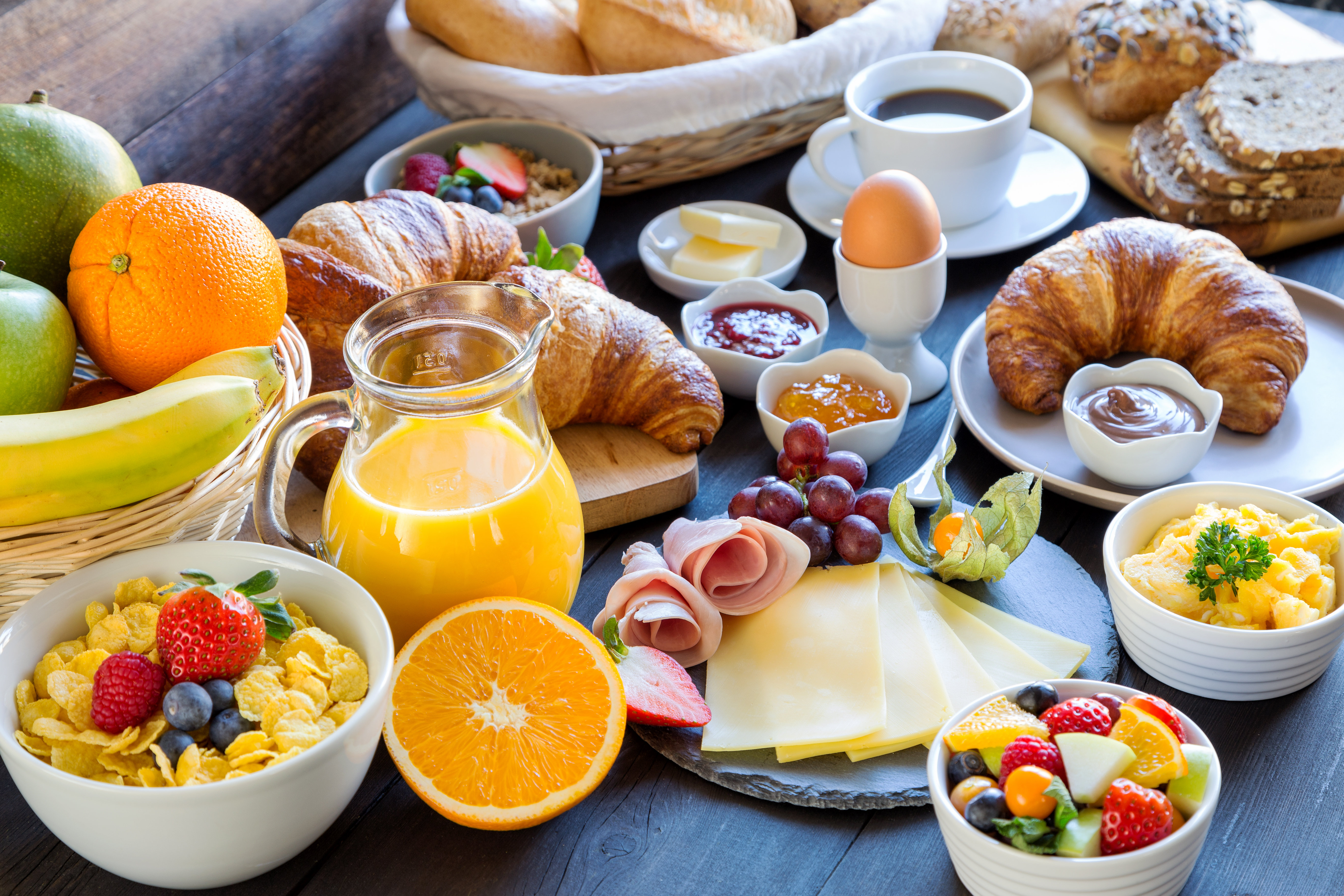 holiday inn and suites bakersfield by ihg