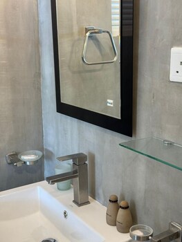 sapiens home weligama bay